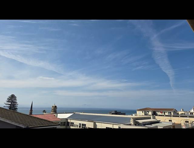 3 BEDROOM APARTMENT FOR SALE IN MOSSEL BAY CENTRAL